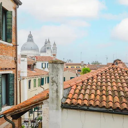 Terrace With Canal View - 5 Min From Accademia Bridge