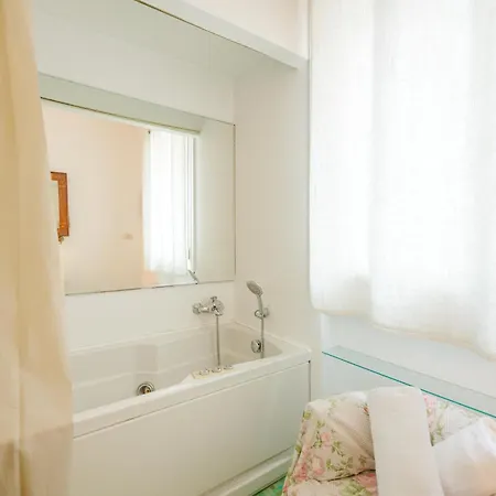 Appartamento Terrace With Canal View - 5 Min From Accademia Bridge Venezia